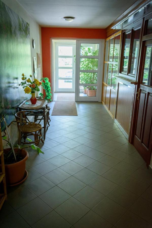 Erika Apartman Sárvár Zewnętrze zdjęcie